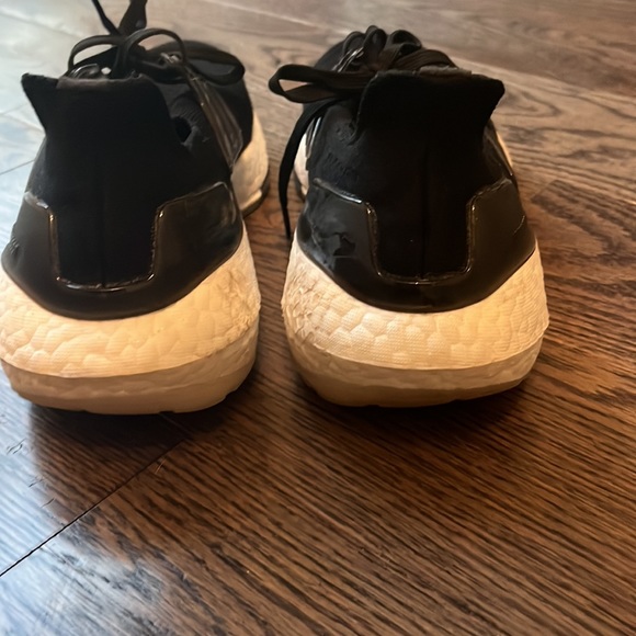 Black adidas ultra boost - Picture 3 of 4
